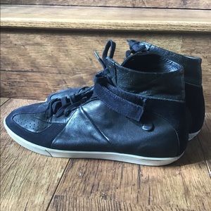 Authentic leather Burberry high tops